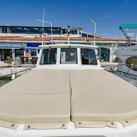 船上ホテル Barco Menorquina